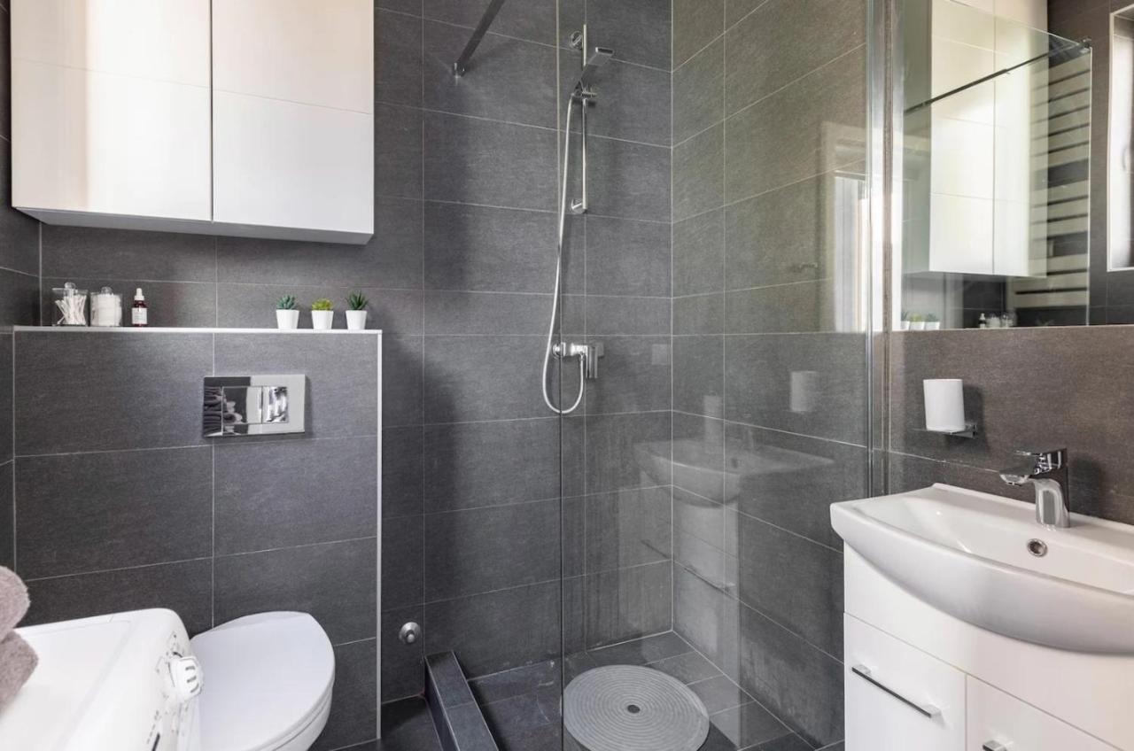 Stylish Studio in central location Belgrado Esterno foto